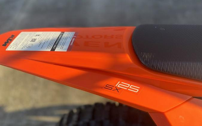 2025 KTM XC 125