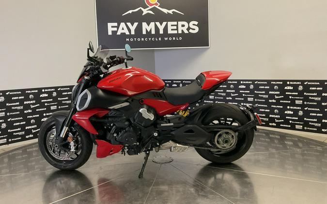 2023 DUCATI DIAVEL V4 - 15827U