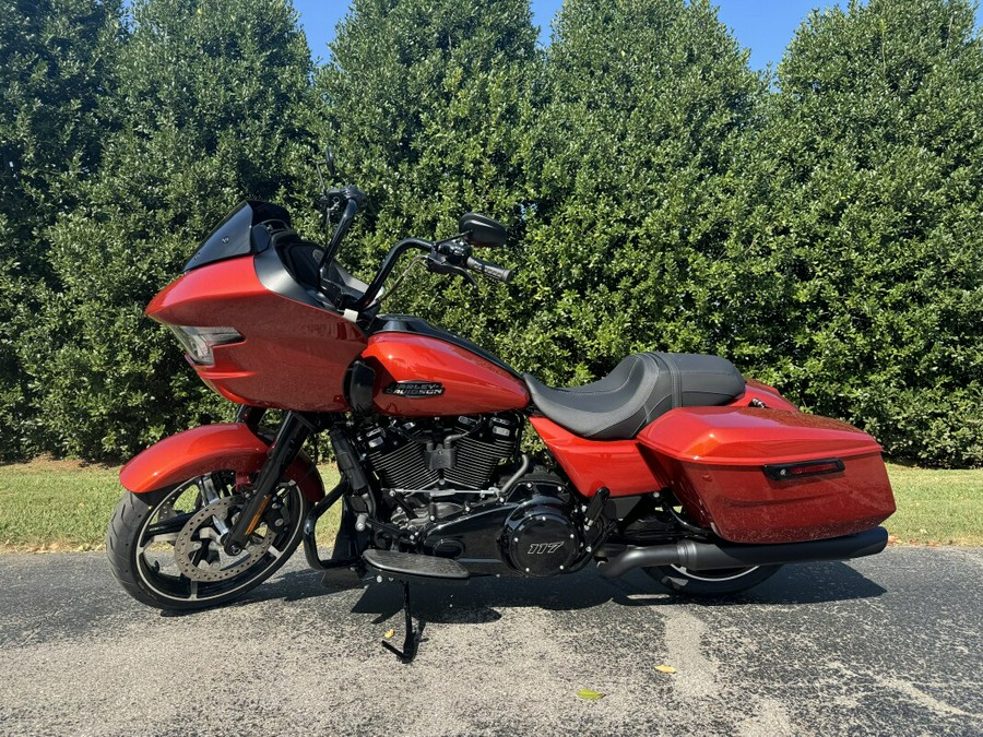 FLTRX 2024 Road Glide™