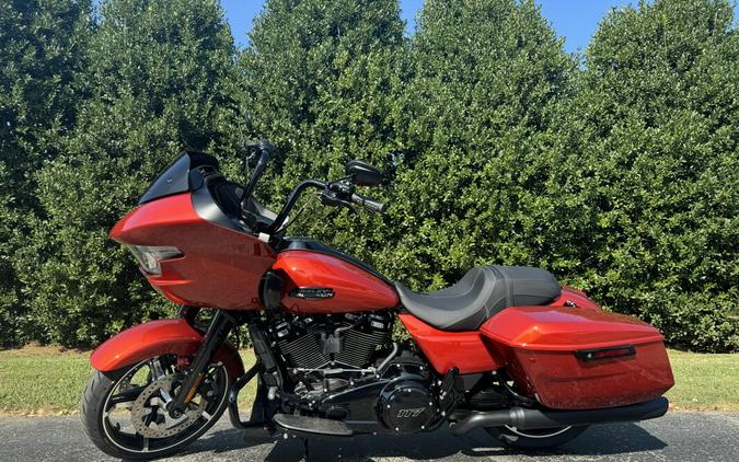 FLTRX 2024 Road Glide™