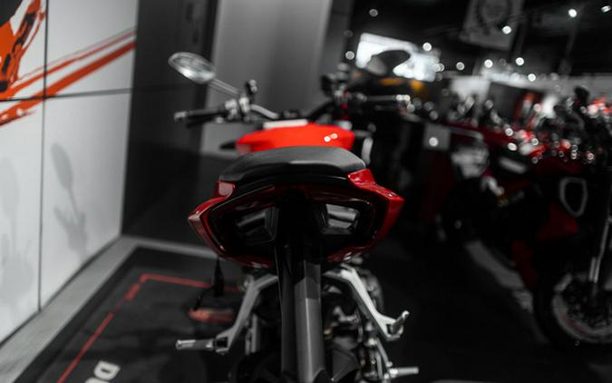 2023 Ducati Streetfighter V2 Ducati Red