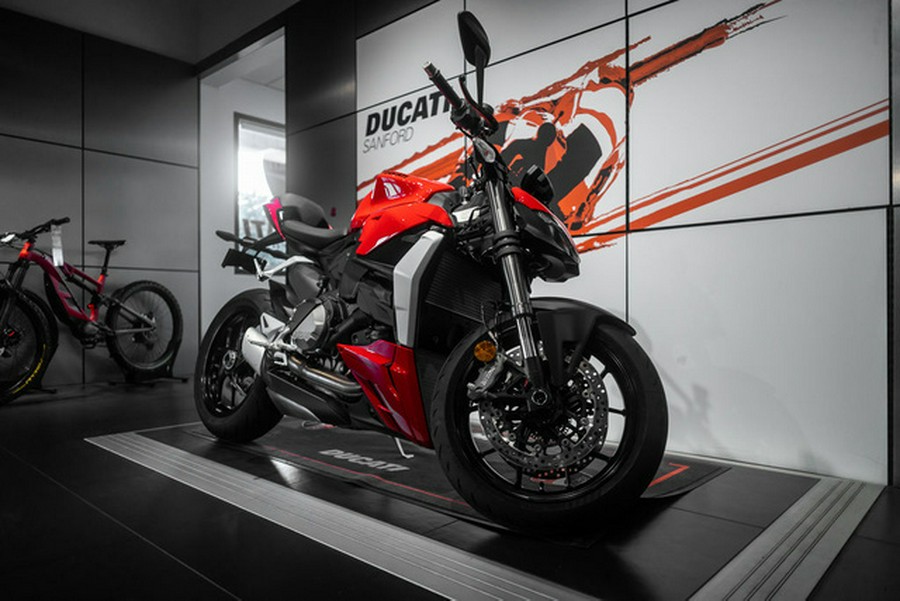 2023 Ducati Streetfighter V2 Ducati Red