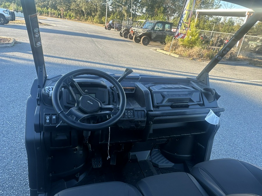 2026 Can-Am Defender MAX XT HD9