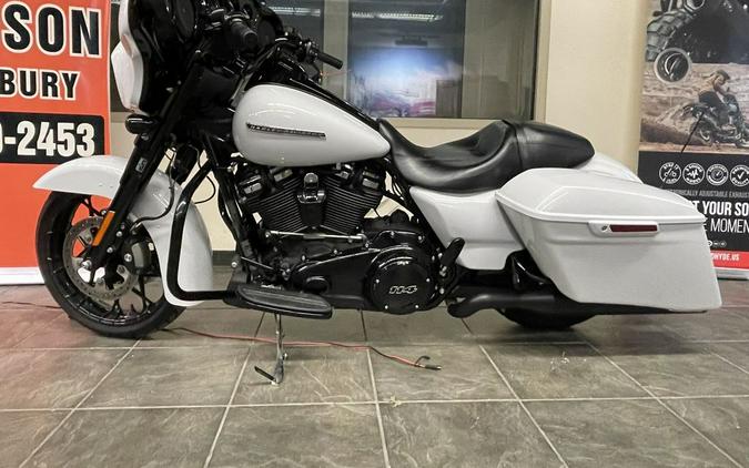 2020 Harley-Davidson® FLHXS - Street Glide® Special