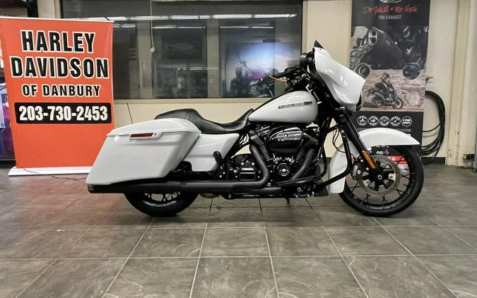 2020 Harley-Davidson® FLHXS - Street Glide® Special