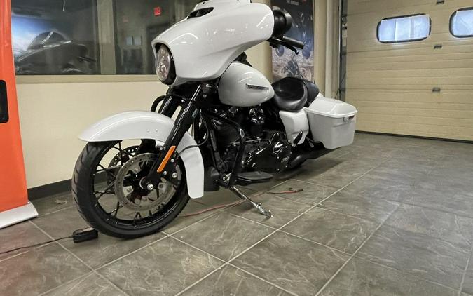 2020 Harley-Davidson® FLHXS - Street Glide® Special