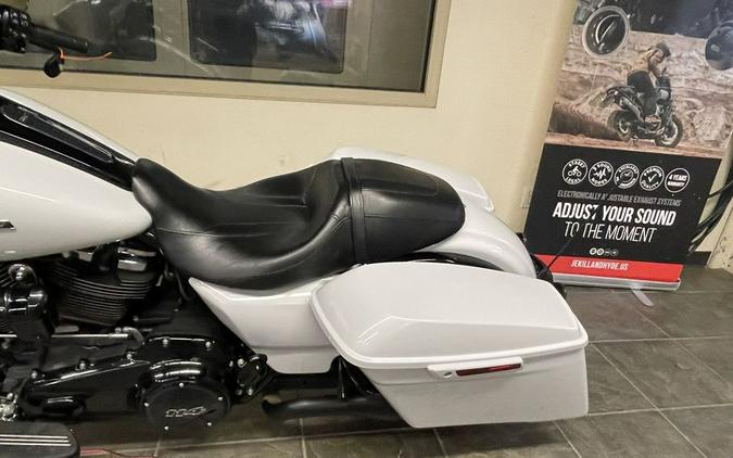 2020 Harley-Davidson® FLHXS - Street Glide® Special