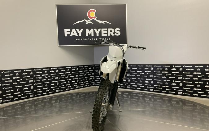 2026 KAWASAKI KLX 300R - 15831U