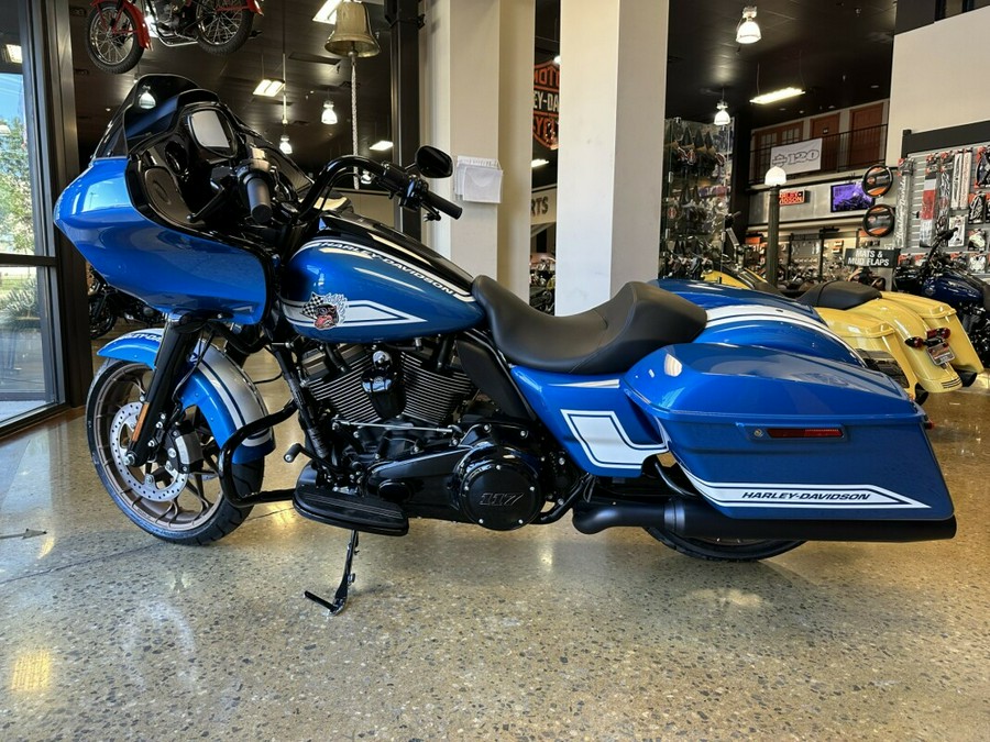 2023 Harley-Davidson Road Glide ST Fast Johnnie