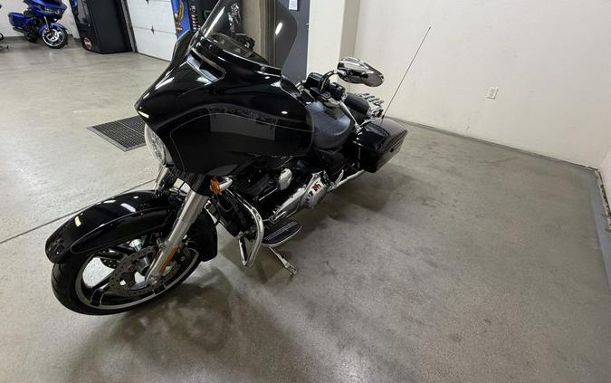 2015 Harley-Davidson® FLHXS - Street Glide® Special