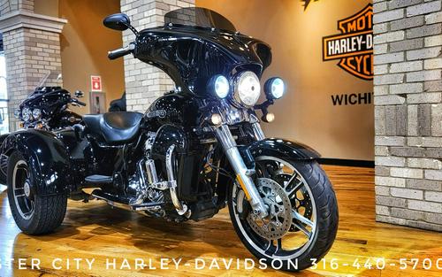 USED 2016 Harley-Davidson® Freewheeler®, FLRT