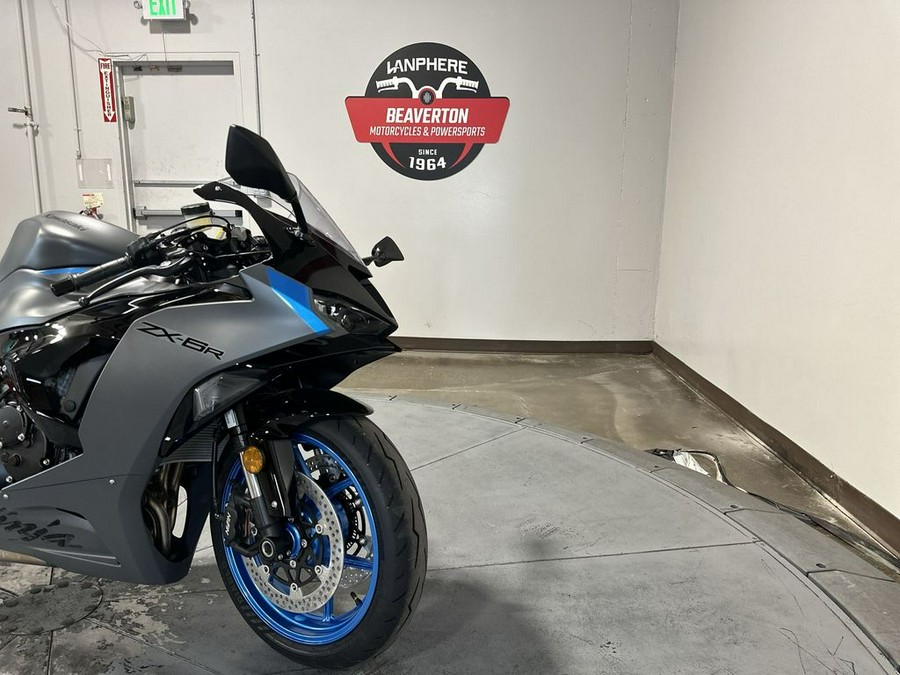 2026 Kawasaki Ninja® ZX™-6R Base