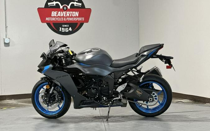 2026 Kawasaki Ninja® ZX™-6R Base