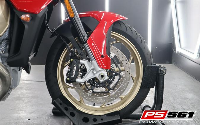 2023 Moto Guzzi V100 Mandello