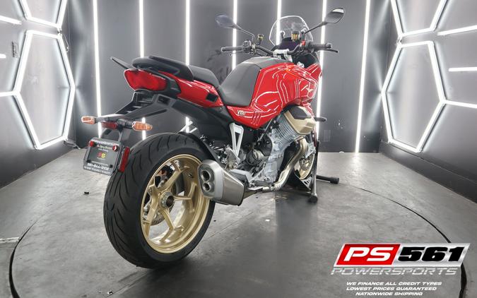 2023 Moto Guzzi V100 Mandello