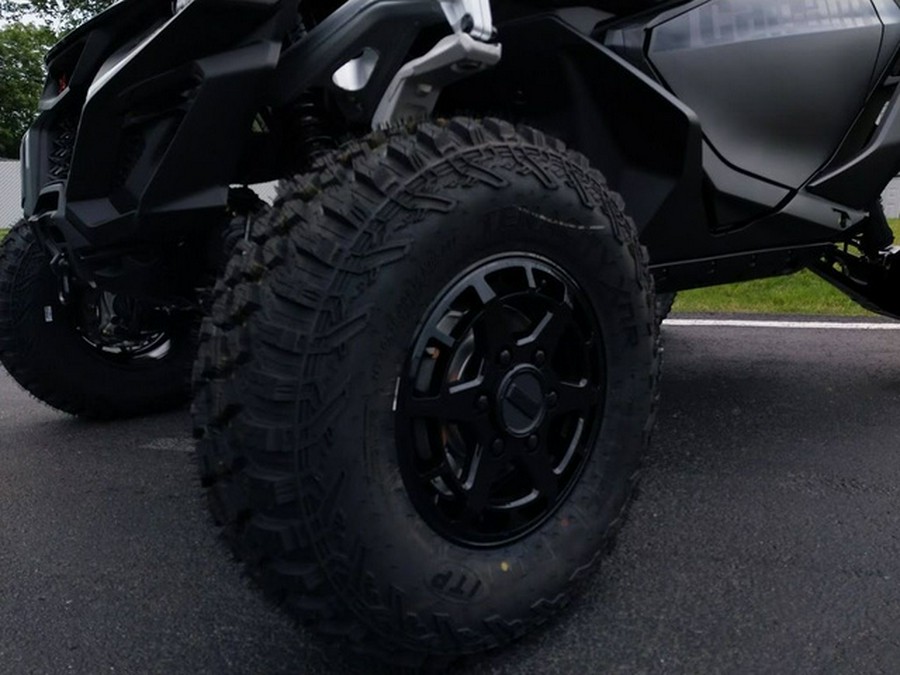 2024 Can-Am Maverick R X Triple Black