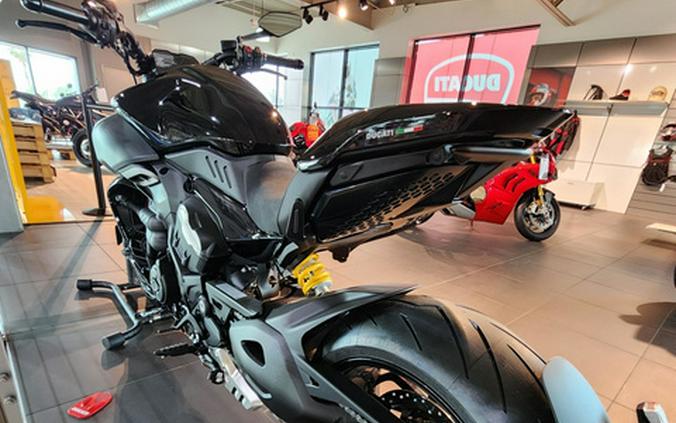 2025 Ducati Diavel V4