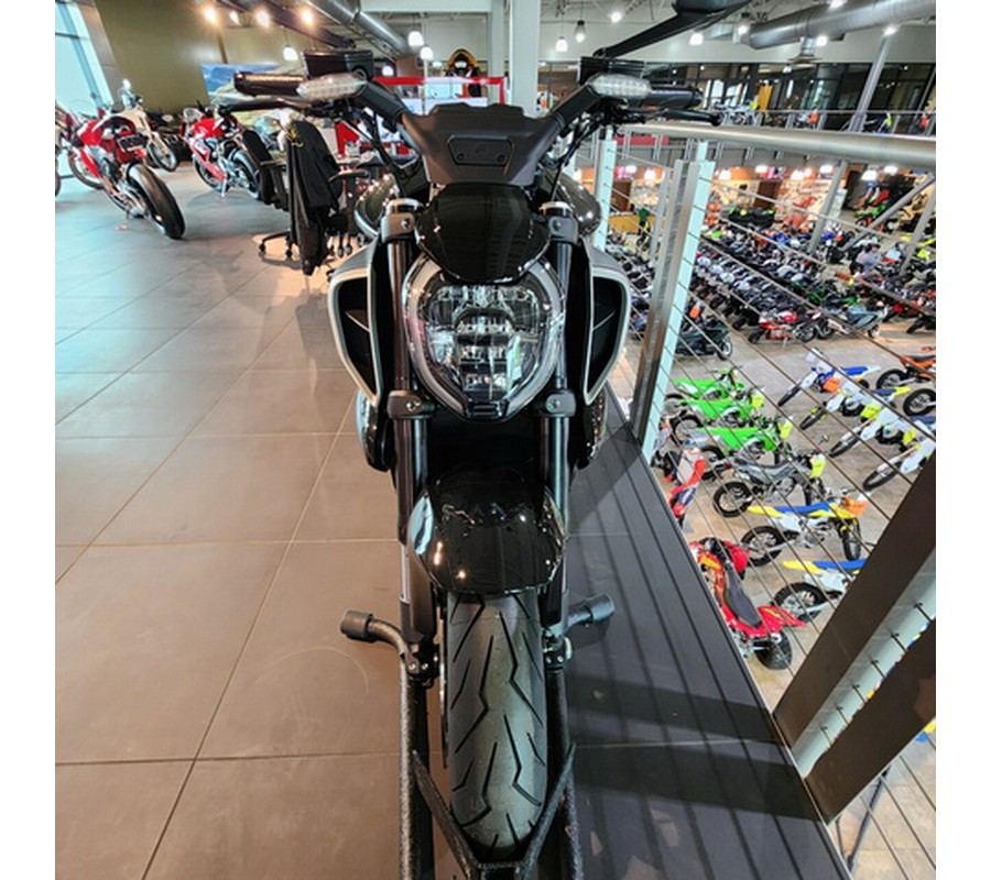 2025 Ducati Diavel V4