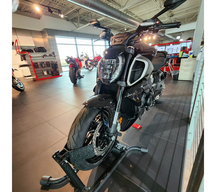 2025 Ducati Diavel V4