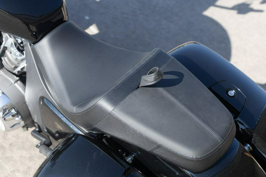 New 2025 INDIAN MOTORCYCLE CHALLENGER LIMITED