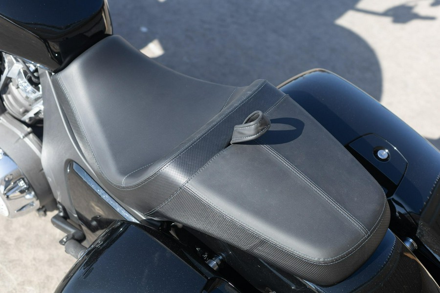 2025 INDIAN MOTORCYCLE CHALLENGER LIMITED