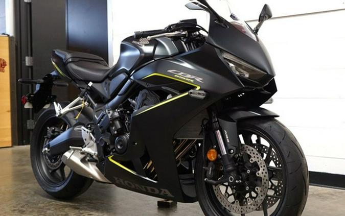 2026 Honda CBR650R E-Clutch