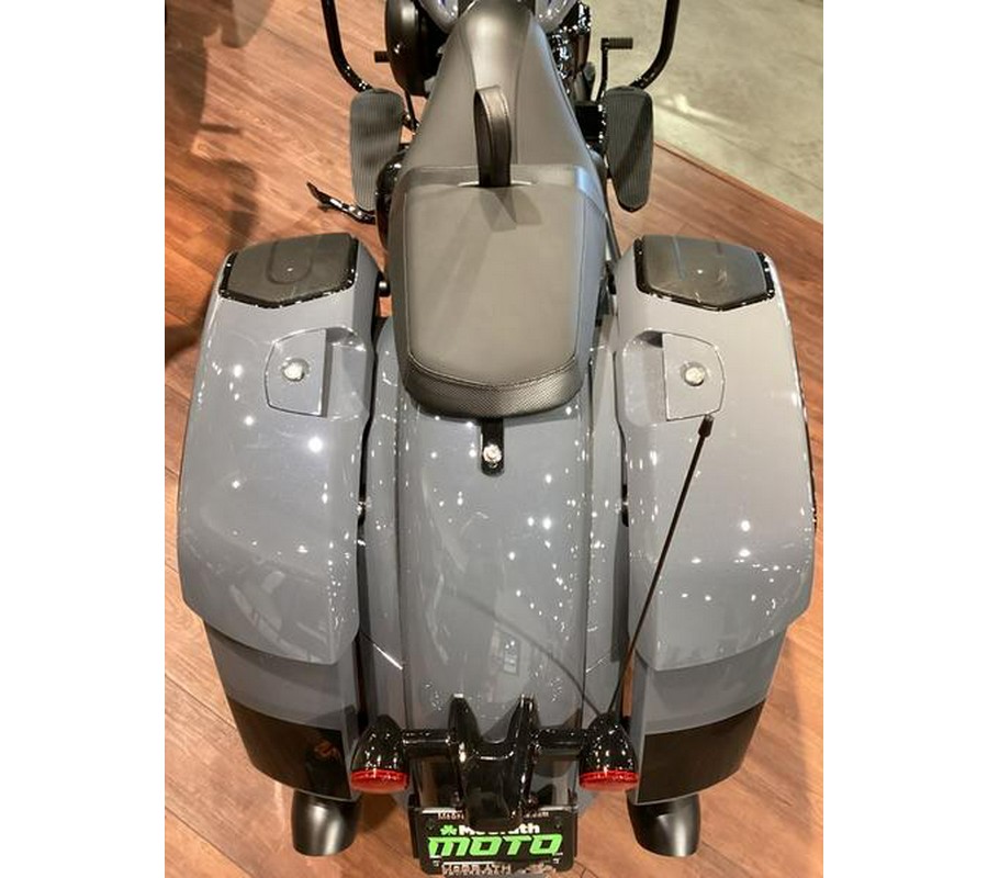 2024 Indian Motorcycle® Chieftain® Dark Horse® w/Powerband Audio Pkg Icon Stealth Gray Azure