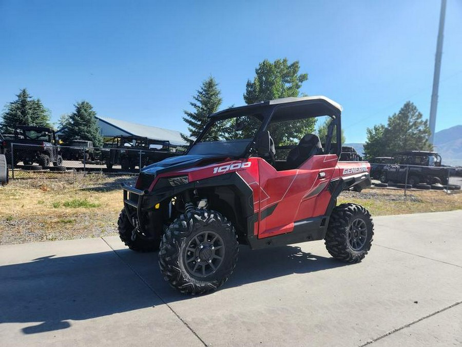 2020 Polaris® GENERAL® 1000 Deluxe