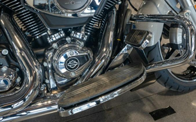 2024 Harley-Davidson FLHX - Street Glide