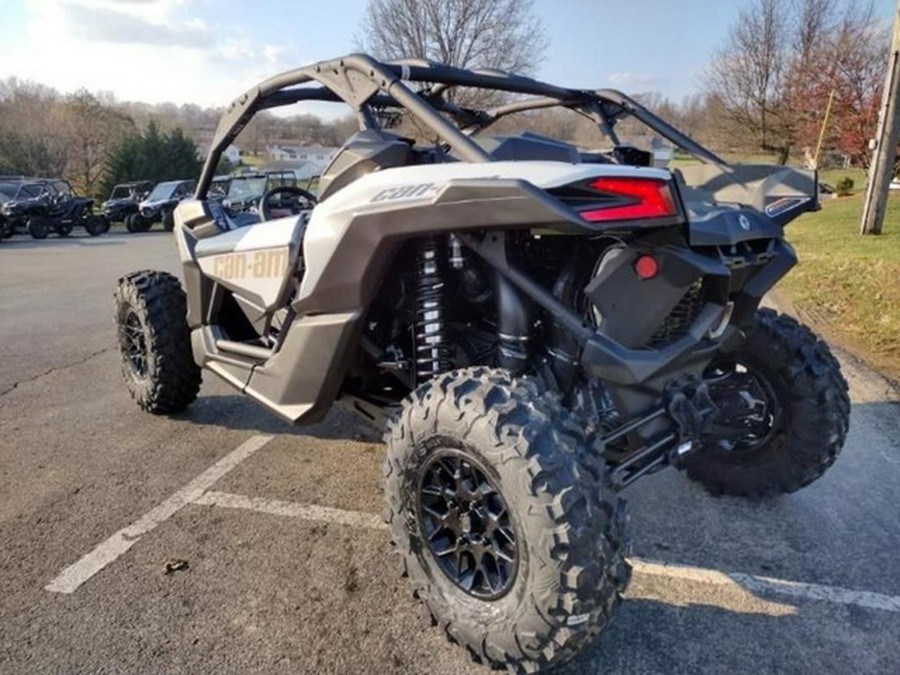 2024 Can-Am Maverick X3 DS Turbo Catalyst Gray