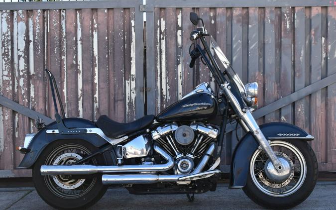 2019 Harley-Davidson® Deluxe FLDE