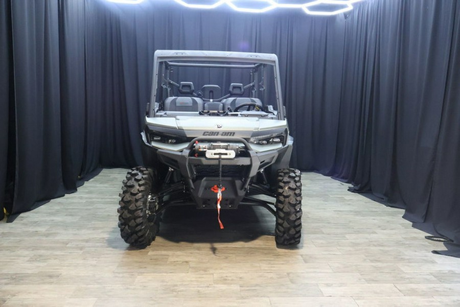 2026 Can-Am Defender MAX X mr HD11 with half-doors