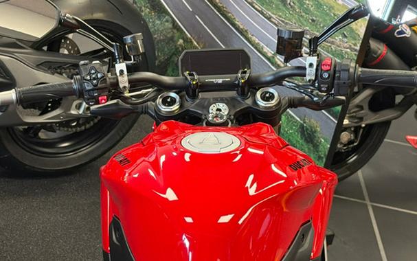 2026 Ducati Streetfighter V2