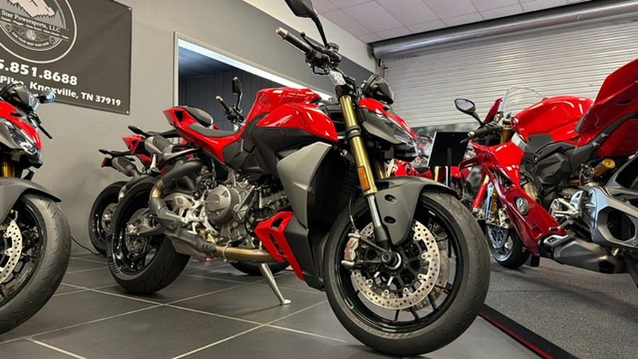 2026 Ducati Streetfighter V2