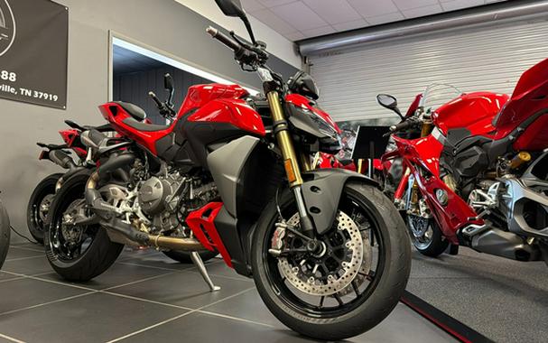 2026 Ducati Streetfighter V2