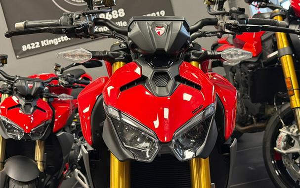 2026 Ducati Streetfighter V2