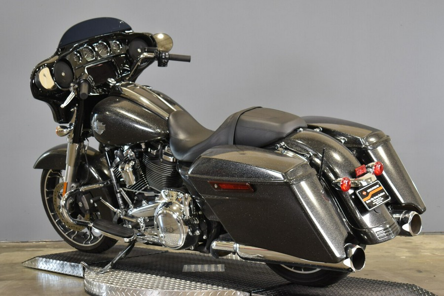 2022 Harley-Davidson Street Glide