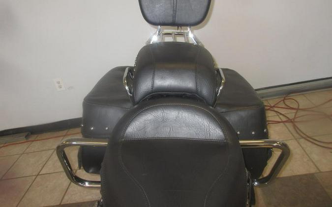 2017 Harley-Davidson® FLSTC - Heritage Softail® Classic