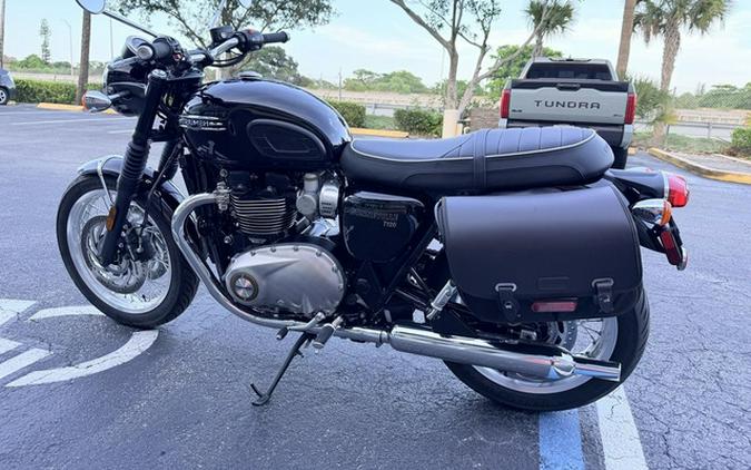 2023 Triumph Bonneville T120 Black Jet Black
