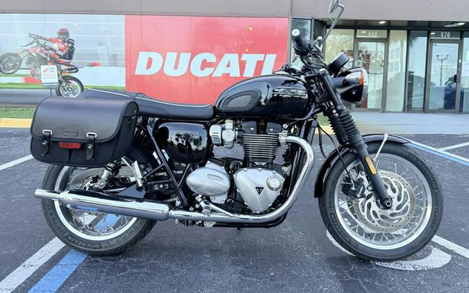 2023 Triumph Bonneville T120 Black Jet Black