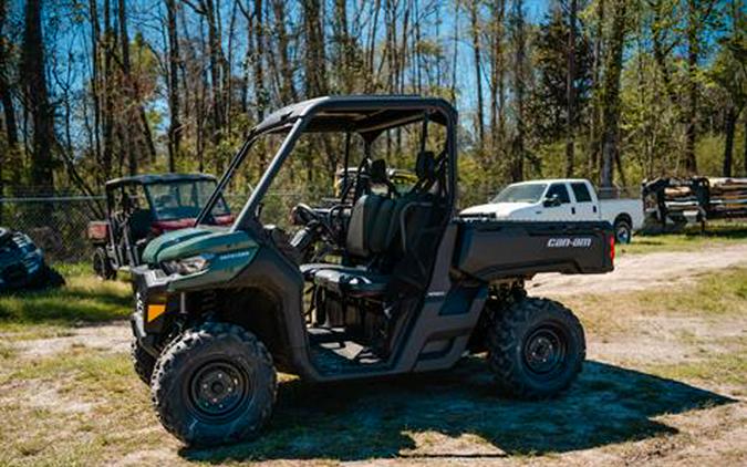 2023 Can-Am Defender HD9