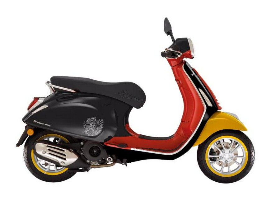 2023 Vespa Primavera 50 Disney Mickey Mouse Edition