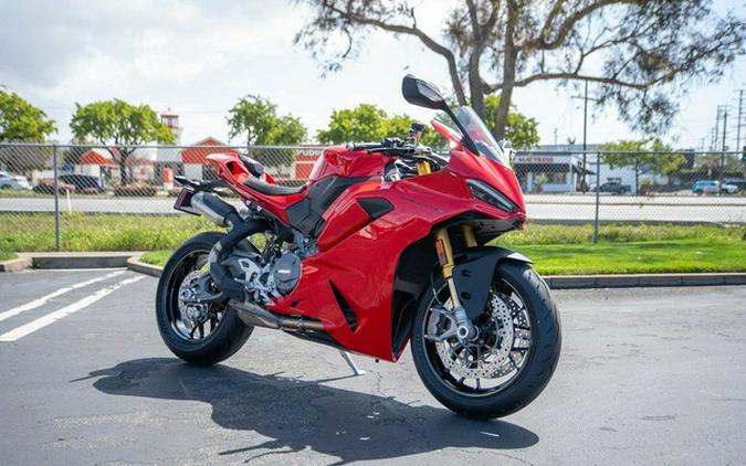 2025 Ducati Panigale V2 S V2 S