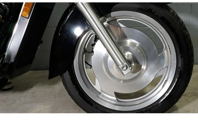 2002 SHADOW 1100 - Honda