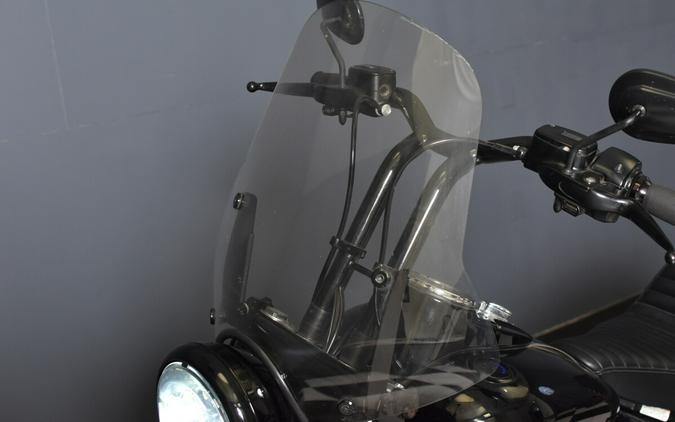 2016 Harley-Davidson Softail Slim Vivid Black