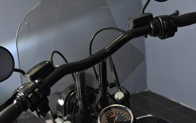 2016 Harley-Davidson Softail Slim Vivid Black