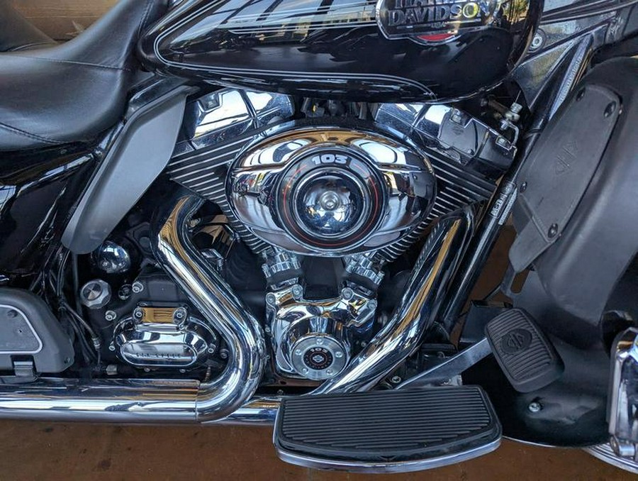 2010 Harley-Davidson® FLHTCU - Ultra Classic® Electra Glide