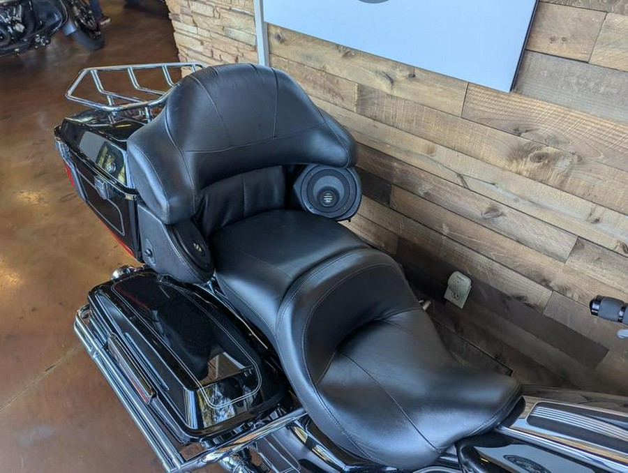 2010 Harley-Davidson® FLHTCU - Ultra Classic® Electra Glide