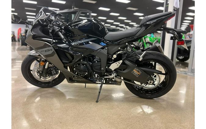 2026 NINJA ZX6R - Kawasaki
