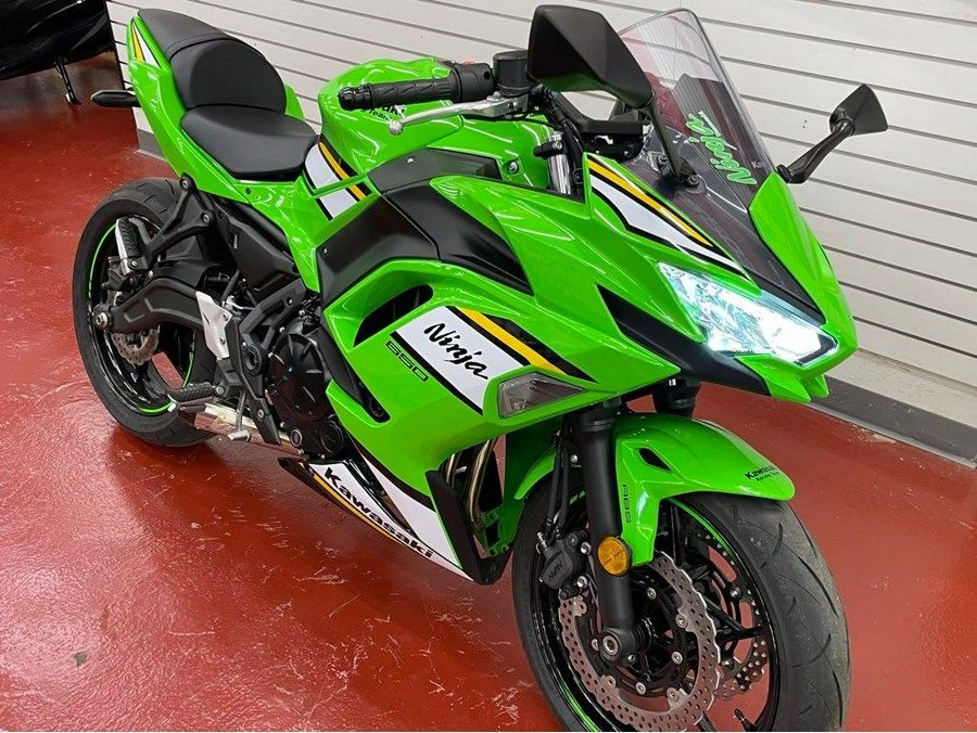 2025 Kawasaki NINJA 650 KRT ABS